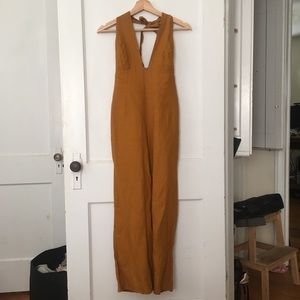 Aritzia Wilfred Nanon Linen Halter Jumpsuit